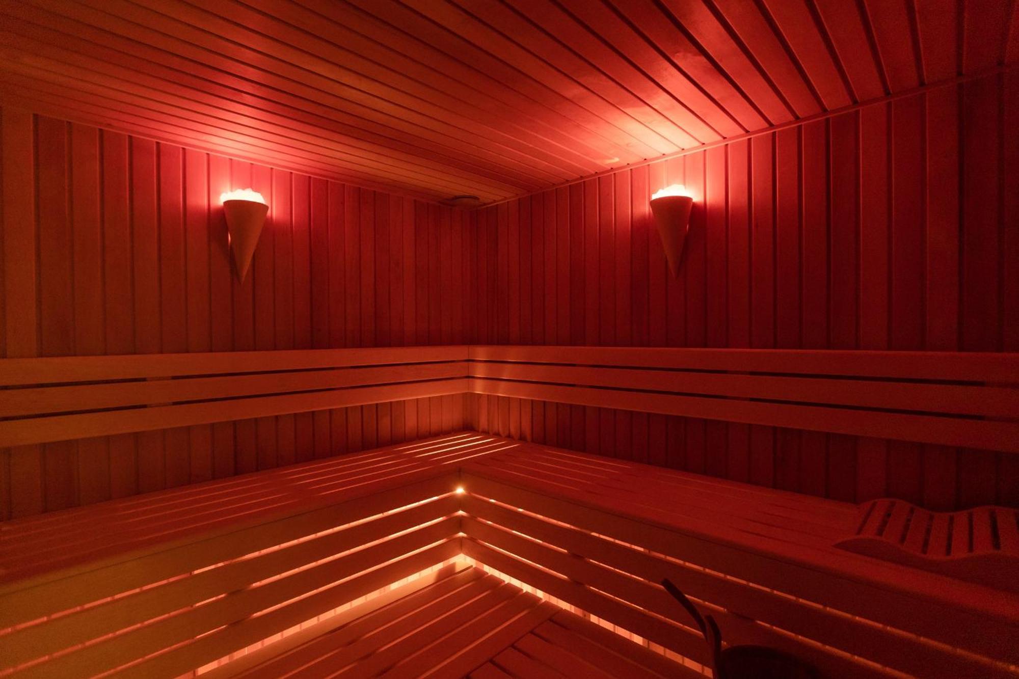 Promocje Amber Park Spa Нехоже Экстерьер фото