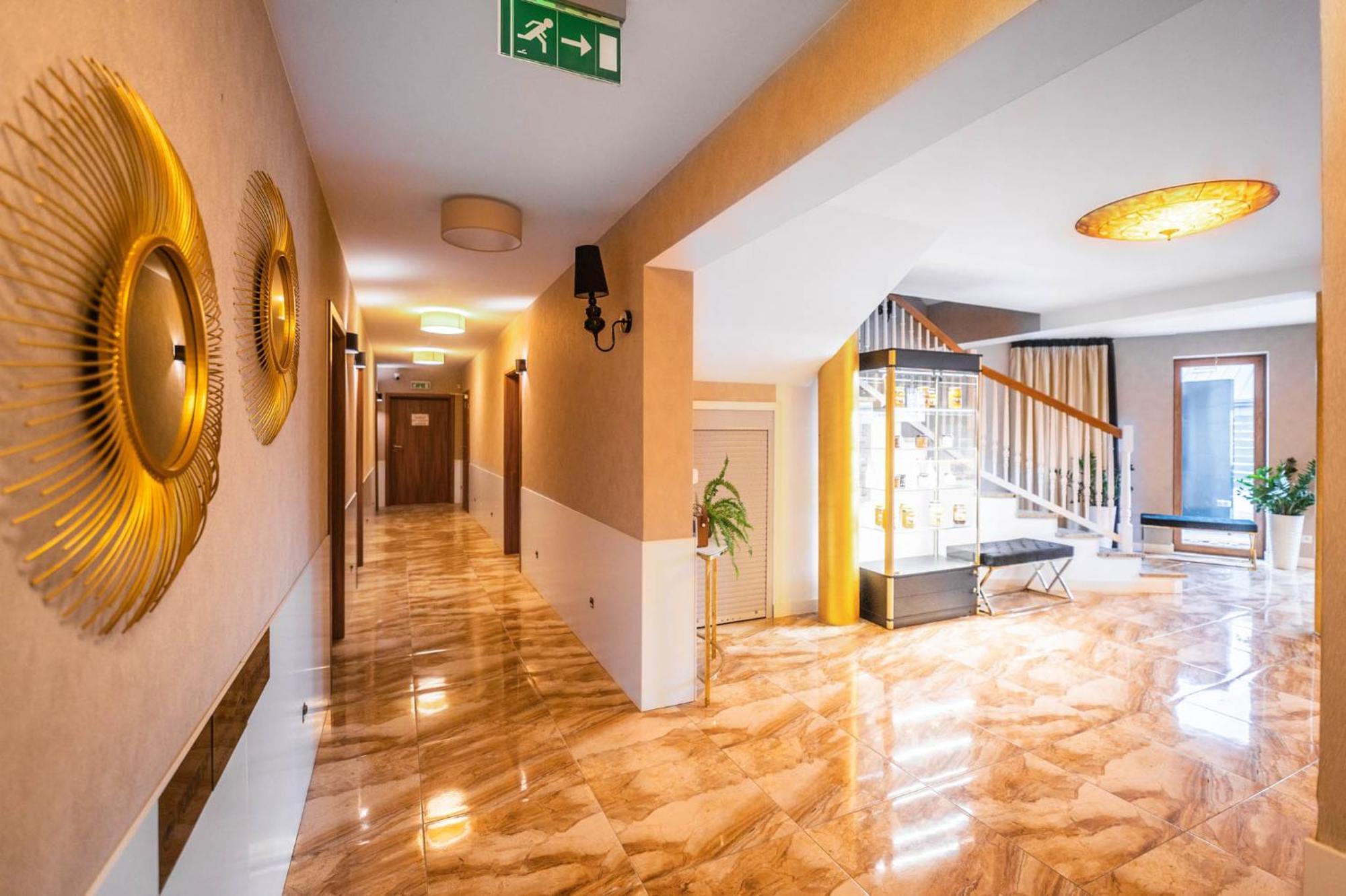 Promocje Amber Park Spa Нехоже Экстерьер фото